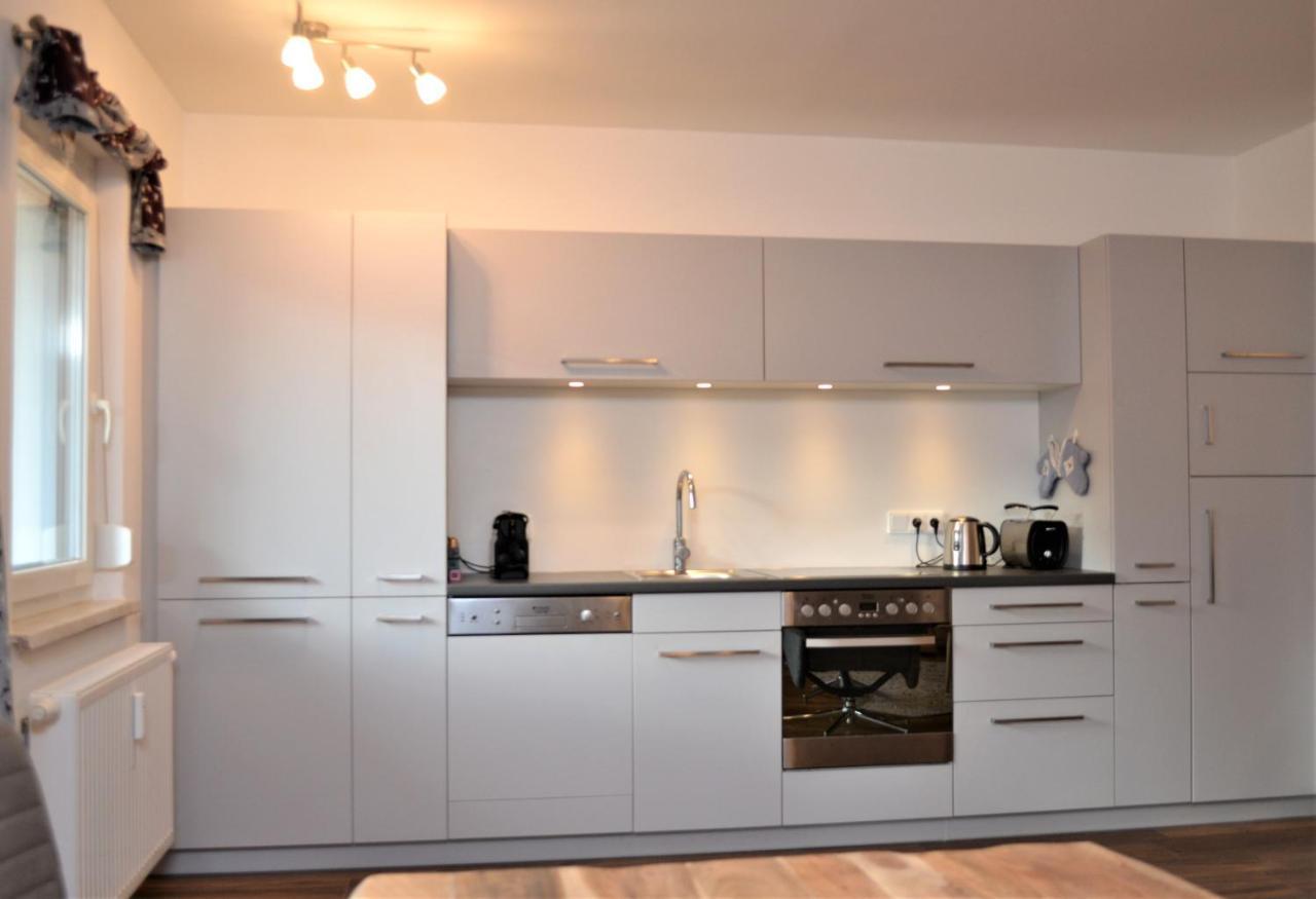 Ferienwohnung Mit Seeblick, Unterach Am Attersse اونتراتش إم أترسي المظهر الخارجي الصورة