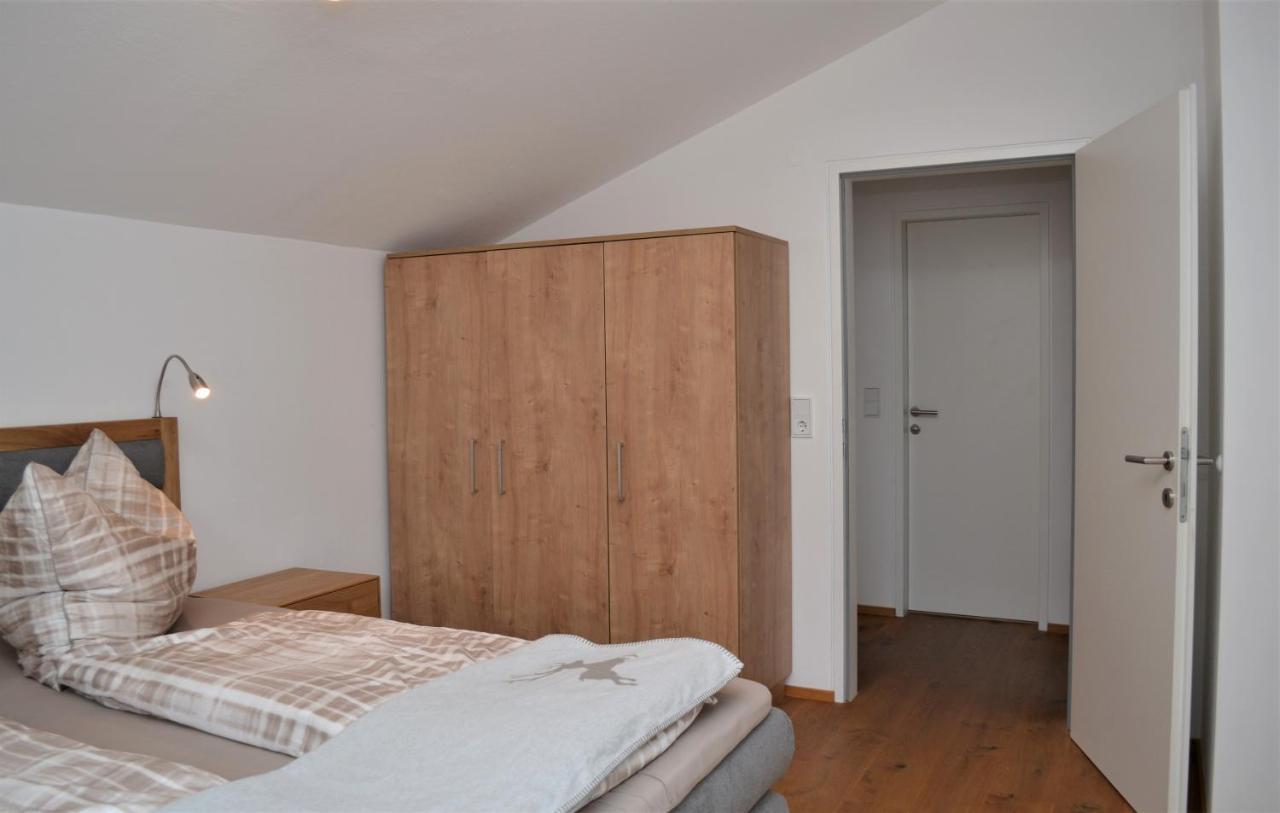 Ferienwohnung Mit Seeblick, Unterach Am Attersse اونتراتش إم أترسي المظهر الخارجي الصورة
